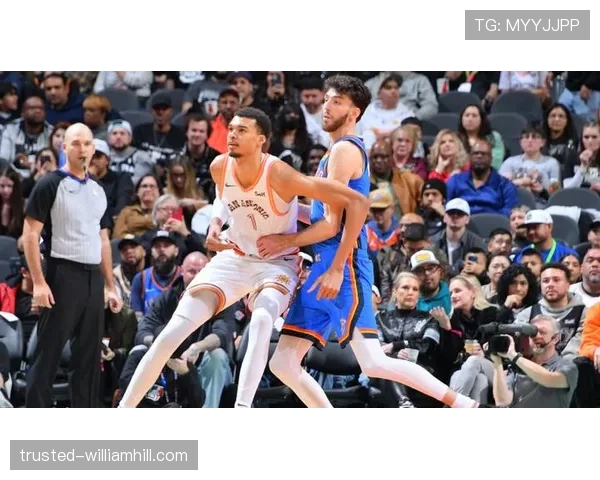 霍姆格伦与文班亚马最佳新秀之争 两大长臂内线展现天赋